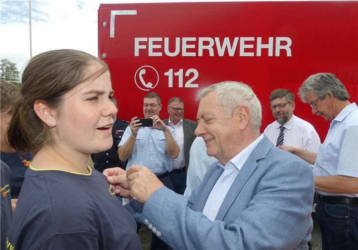 Insgesamt 34 Jugendliche waren bei der Abnahme der Jugendflamme II. und III. erfolgreich.