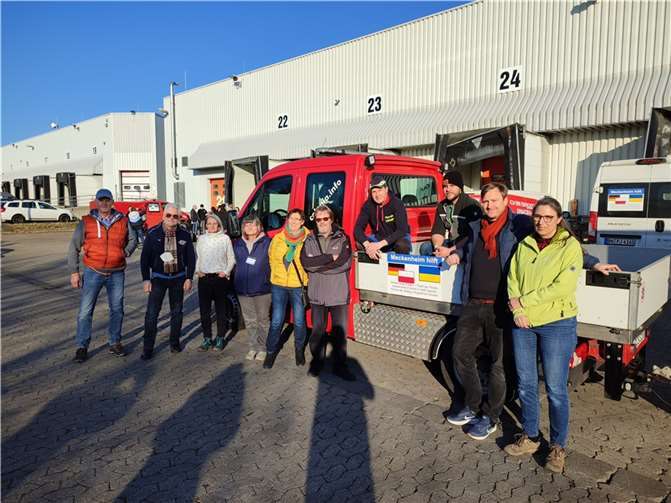 Insgesamt 8 Fahrzeuge mit vielen Freiwilligen waren von der Reise an die polnisch-ukrainische Grenze wieder nach Meckenheim zurückgekehrt.  Fotos: Daniel Südhof