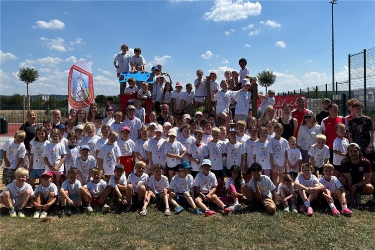 Insgesamt 86 Kinder im Alter von 6-12 Jahren nahmen an der diesjährigen Ferienfreizeit des SV Kripp, dem „Kids Summer Camp“, teil.