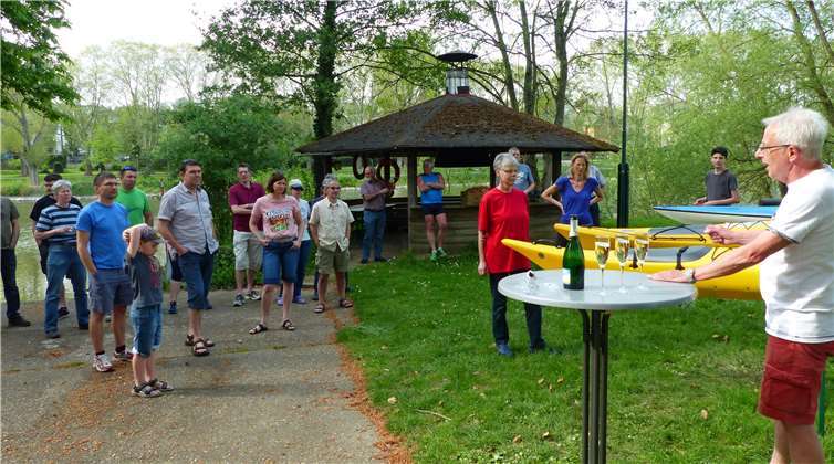 Insgesamt drei Boote wurden von den Kanuten getauft.privat