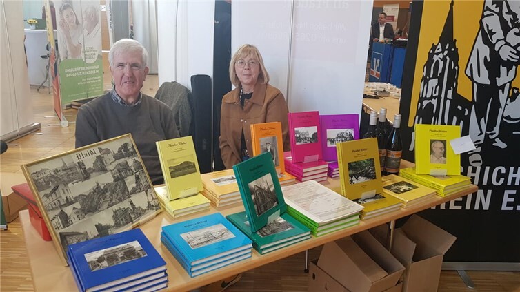 Interessante Bücher über die Vergangenheit von Plaidt wurden ebenfalls angeboten.