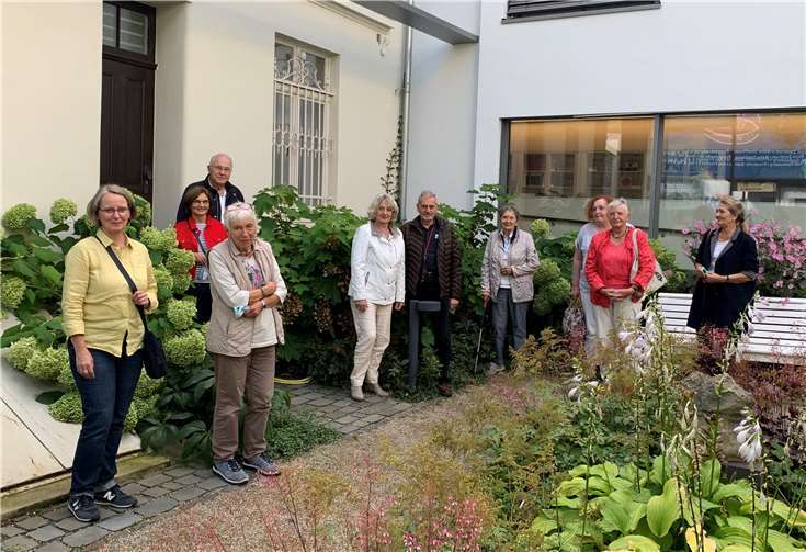 Interessante Einblicke gab es für den Verein Zehnthaus bei der Exkursion nach Bonn. Foto: privat