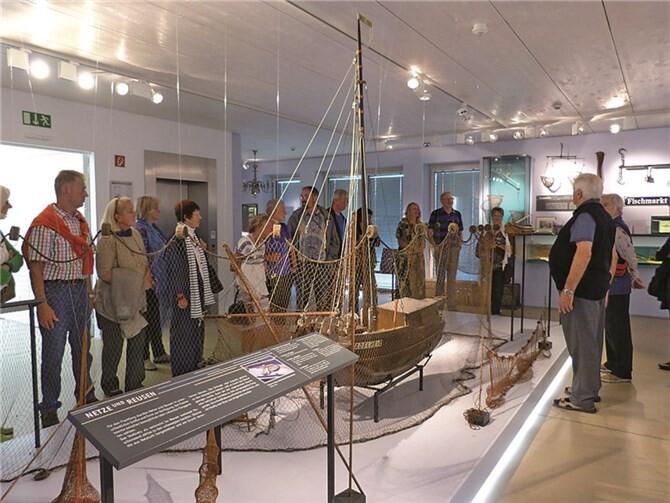 Interessante Einblicke gab es für die Besucher aus Oberwinter in die lange Bergheimer Fischereigeschichte. privat