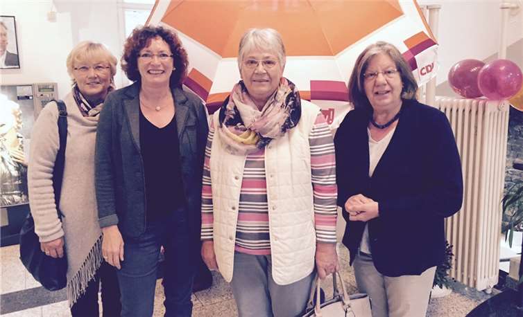 Interessante Gespräch erlebten die Damen der Frauen Union Cochem-Zell in Mendig. privat