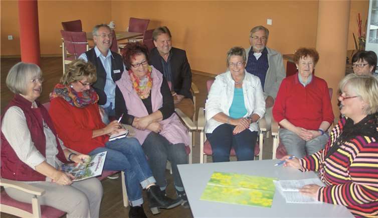 Interessiert verfolgten die fürs Heinrich-Haus ehrenamtlich Tätigen die Vorträge. Privat