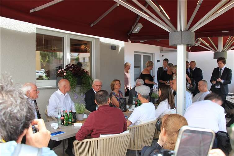 Bundespräsident: „Erinnerung an einen Tag des Grauens“ Interne Gesprächsrunde in der Weinlounge. Foto: GS