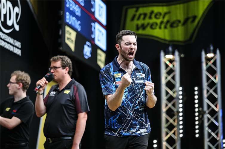 Interwetten European Darts Matchplay 2023 v. Humphries15.  Foto: PDC Europe / Jonas Hunold