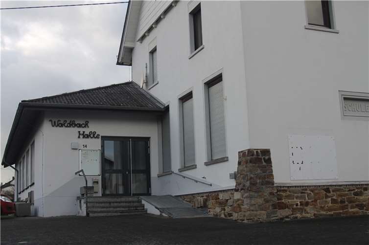 Investitionen in die Stadtteile sind ein Schwerpunkt im Haushalt 2022 der Stadt Montabaur. So wird die Waldbachhalle in Eschelbach in diesem Jahr umfassend saniert. Die Bauarbeiten sollen im April tarten. Foto: Stadt Montabaur