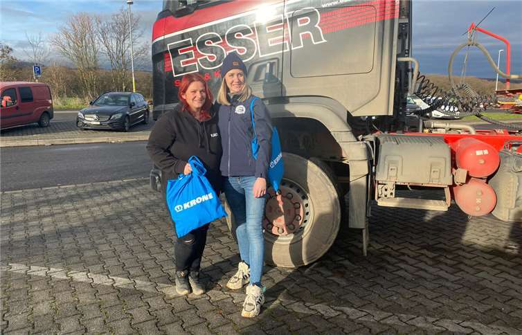 Inzwischen kein seltenes Bild: Berufskraftfahrerinnen stellen sich den harten Bedingungen der Branche.