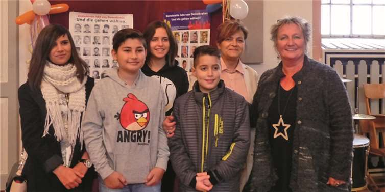 Irene Alt nahm sich Zeit für ein Interview der Mosaikzeitungsgruppe aus Bendorf.