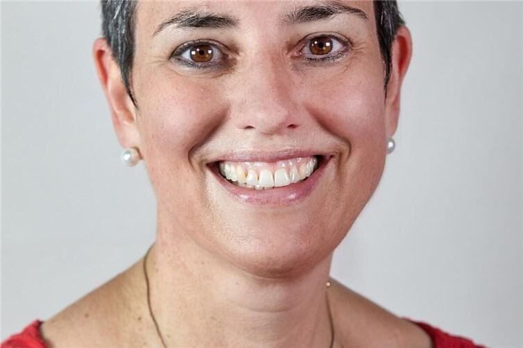 Isabel Kottmann, Dozentin an der Hochschule Geisenheim, beleuchtet die Zusammenhänge von Herkunft der Rebsorte und Markenbildung.