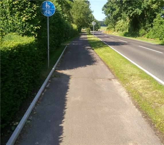 Ist hier schon Realität - der Radweg entlang der L123. Foto: Christoph Fiévet