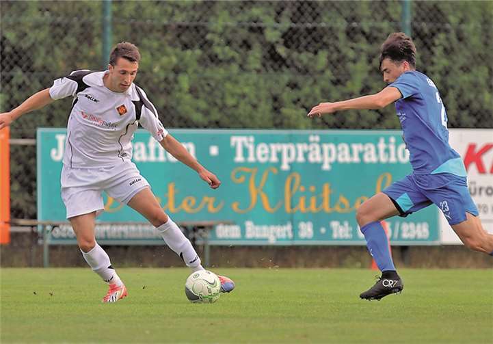 Ivan Mamic (l.) kommt vom HSK Zrinjski Mostar zur TuS Koblenz.privat