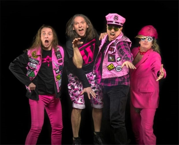 J.B.O. spielen im Juz-Live-Club Andernach.Foto: Gregor Wiebe