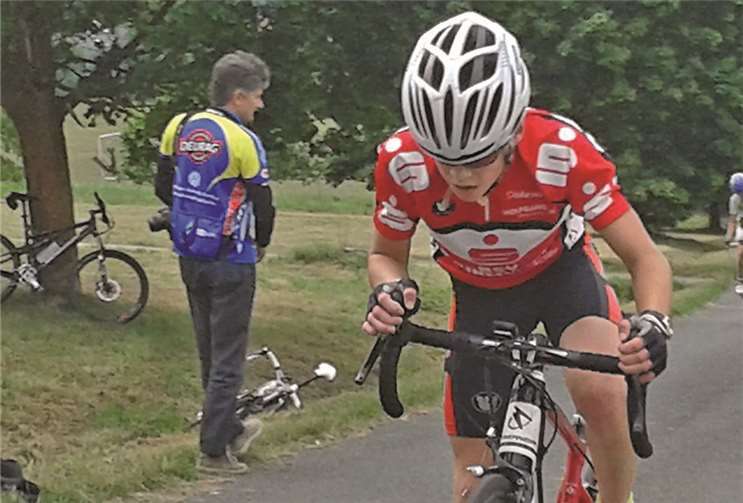 Jacob Heß trat in Weilburg kräftig in die Pedale. privat