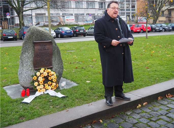 Jacques Delfeld erinnerte die Anwesenden an die Grauen von 1943.