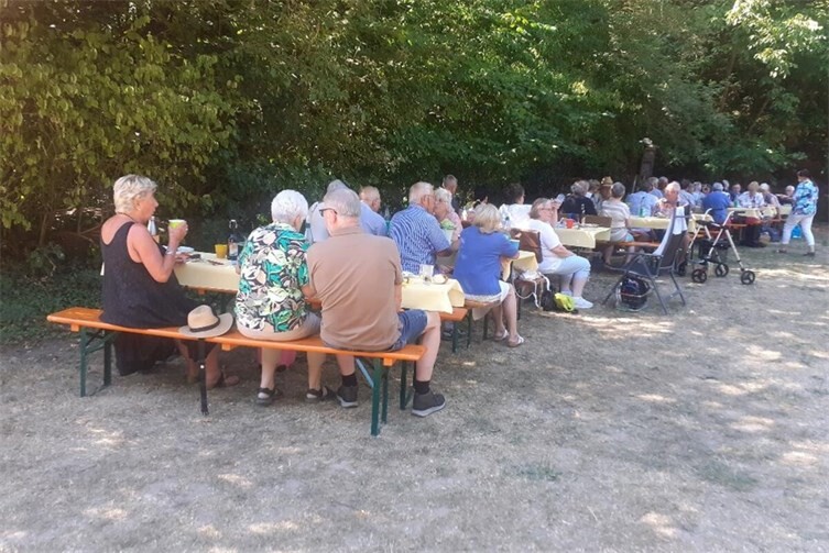 Jährliches Grillfest des Vereins plus/minus 60 aktiv
