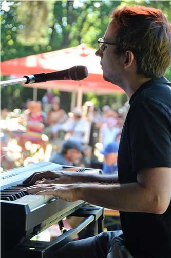 Jahrhundertstimme Andi Pfund aus Köln mag es gerne schwermütig.