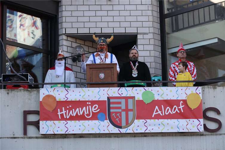 Jan Ermtraud alias Obelix und seine getreuen Gefährten.  Fotos:JS