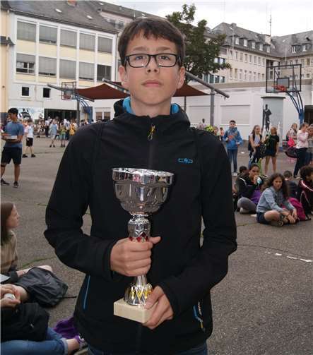 Jan Forsewicz gewinnt den jährlich stattfindenden Englischwettbewerb Big Challenge und ist Gewinner des Levels 4 auf schulischer, Landes- und Bundesebene. privat