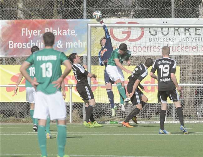 Jan Heinemann im Tor verhinderte gegen Mülheim/Kärlich eine höhere Niederlage.privat