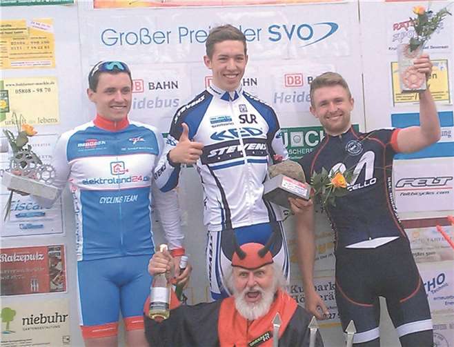 Jan-Niklas Jünger im schwarzen Trikot des RSC Rheinbach.  Privat