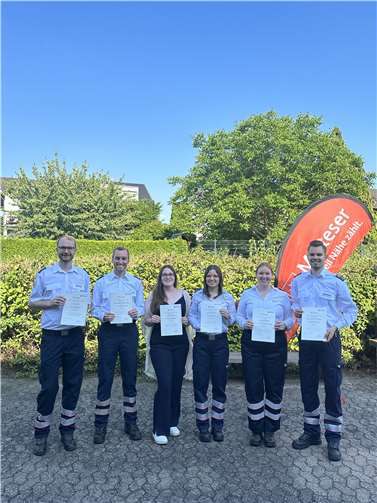 Jan Schulz, Carsten Möbus, Birte Schmitz, Kira Hofmann, Maren Holstein, Sebastian Wrenger (v.l.n.r.) wurden als neue Leitungskräfte berufen.