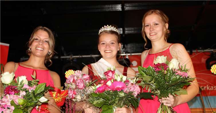 Janine Kornapp, Laura Lotz, die Marktkönigin 2018/19 und Svenja Clos.