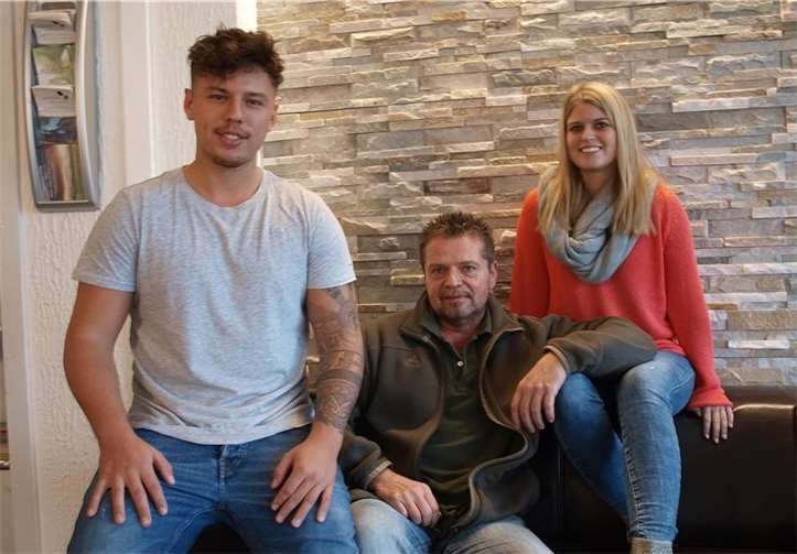 Jannik Schmidt, Ralf Schmidt und Carina Schmidt. Foto: ROB