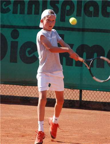 Jasper Kullmann als Sieger der Gemischt U10-Konkurrenz.