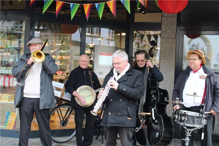 Jazz und Dixieland-Sound gehörten zu Frühlingsbunt einfach dazu.