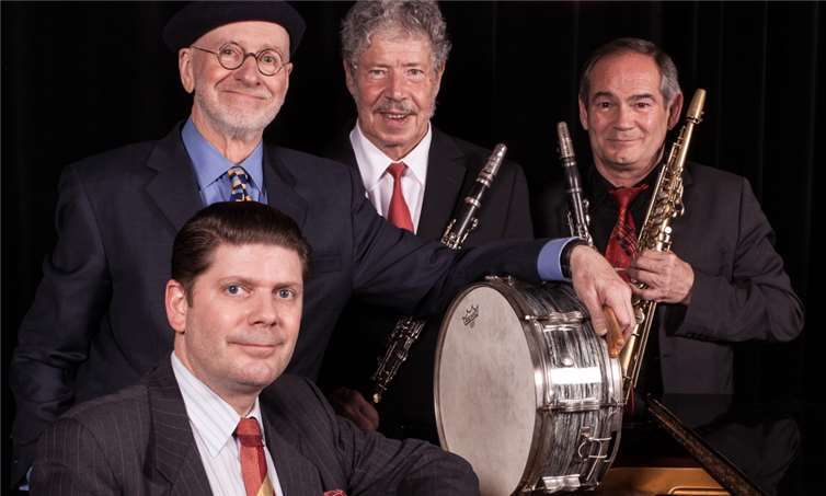 „Jazz vom Allerfeinsten“ präsentiert vom International Trio.privat