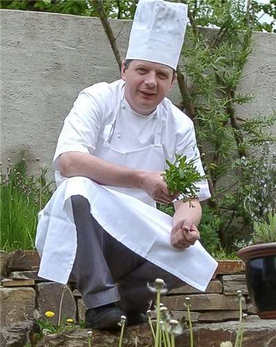 Jean-Marie Dumaine aus Sinzig wird am 7. Oktober 65 Jahre alt.