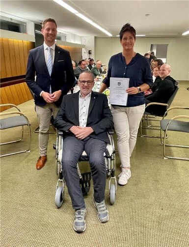 Ein gemeinsamer Weg mit Vertrauen und Respekt  Jeannette Herrmann wurde offiziell zur Beigeordneten ernannt. Foto: Gemeinde Wachtberg