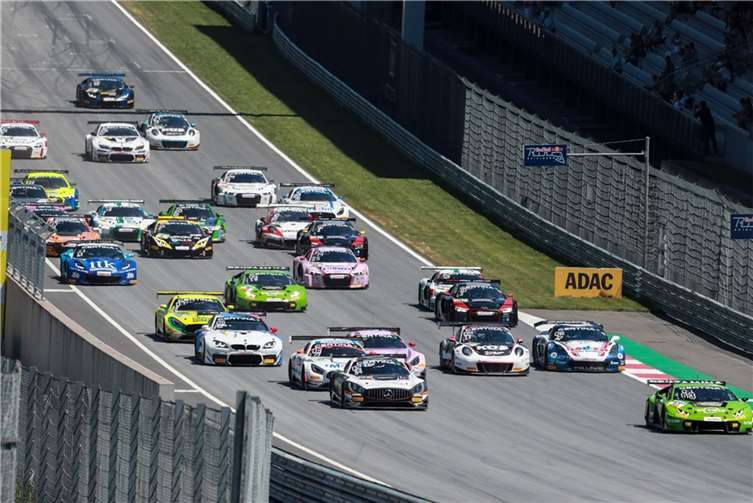 Jede Menge Action bei den ADAC GT Masters ist auch beim diesjährigen Rennen auf dem Nürburgring garantiert. Foto: Gruppe C GmbH