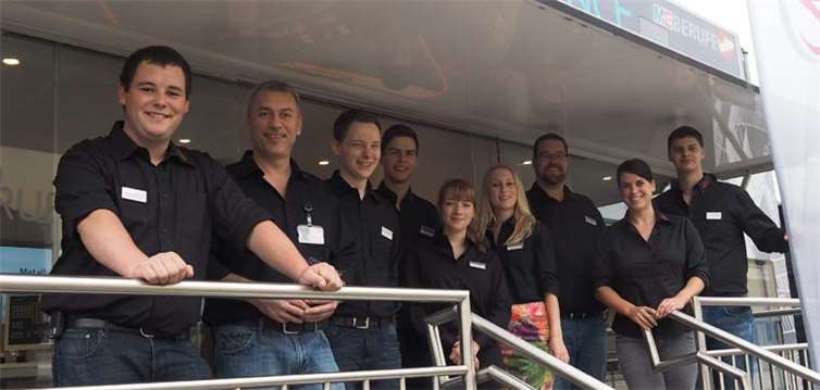 Jede Menge Infos halten die vielleicht zukünftigen Kolleginnen und Kollegen für alle Interessierten bereit. Privat