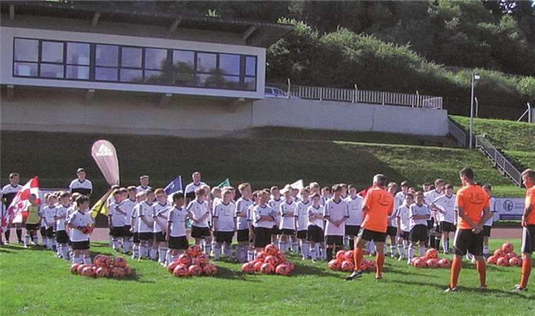Jede Menge Spaß und Action erleben die Teilnehmer beim Fußballcamp in Adenau. Foto: Privat