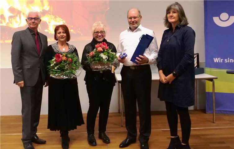Jeder der drei nun in den Ruhestand verabschiedeten Beschäftigten war mehr als 40 Jahre bei der Unfallkasse Rheinland-Pfalz tätig.  Unfallkasse Rheinland-Pfalz