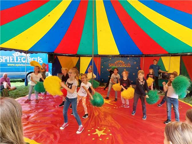 Jeder konnte sein persönliches Talente beim Mitmachzirkus entdecken.  Fotos: privat