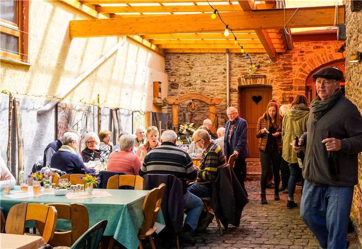 Jedes Jahr findet das Hoffest imgemütlichen Ambiente des Christ’s Weinhäusje statt.