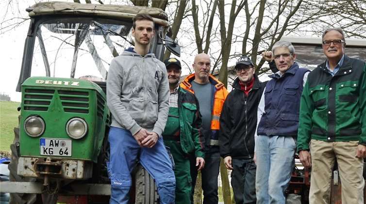 Jedes Jahr zu Beginn der Saison rücken die Weiberner Christdemokraten aus, um den Geopfad auf Vordermann zu bringen.  privat
