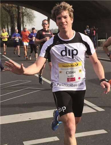 Jendrik Graß -Lauftreff Puderbach- war zufrieden mit seiner Leistung beim Halbmarathonlauf in Bonn. Lauftreff Puderbach