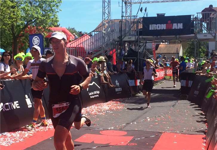 Jendrik Graß gelang eine erfolgreiche Premiere beim Ironman 70.3 im Kraichgau.Fotos: Michael Hoben/Lauftreff Puderbach