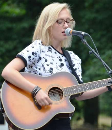 Jennifer Rühling ist eine Entdeckung.