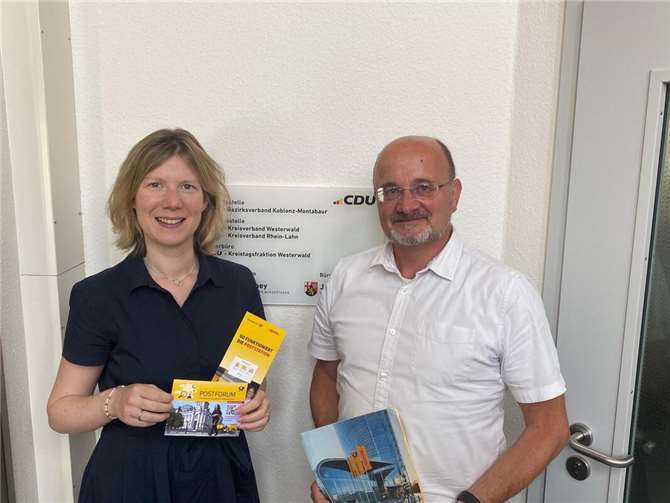 Jenny Groß MdL und der DHL-Regionalbeauftragte Peter Mayer. Foto: Robin Scheid