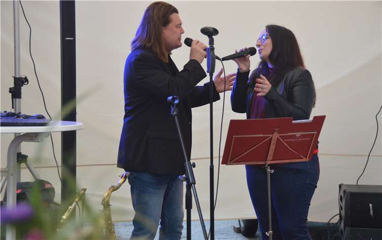 Jens Bölitz und Sarah Richter begeisterten musikalisch.