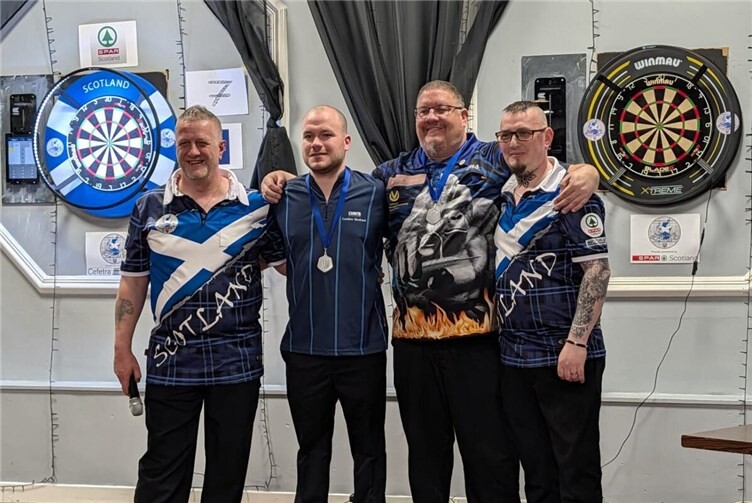 Jens Mentges und Mike Gebhardt sicherten sich im Teamwettbewerb die Vize-Europameisterschaft.