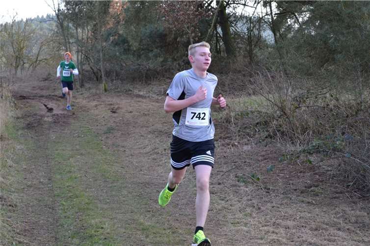 Jens Mildenberger (Nr. 742) gefolgt von seinem Verfolger Constantin Fuchs aus Wittlich.