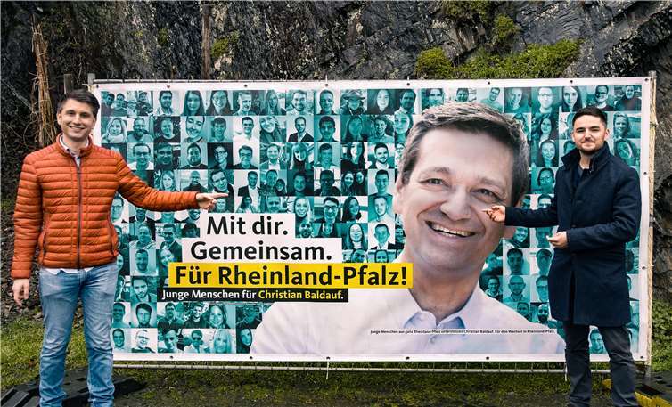 Jens Münster, Landesvorsitzender der Jungen Union (links) und Junge Union Kreisvorsitzender Nick Falkner (rechts) unterstützen Christian Baldauf bei der Landtagswahl am 14. März. Foto: privat