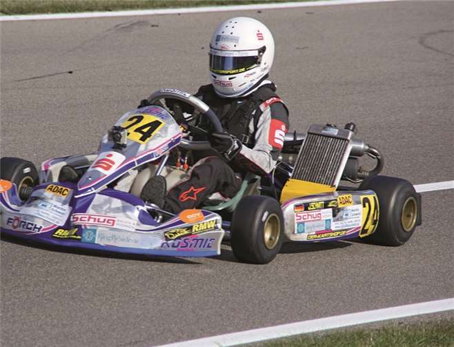 Jens Schmitt auf seinem Kartprivat